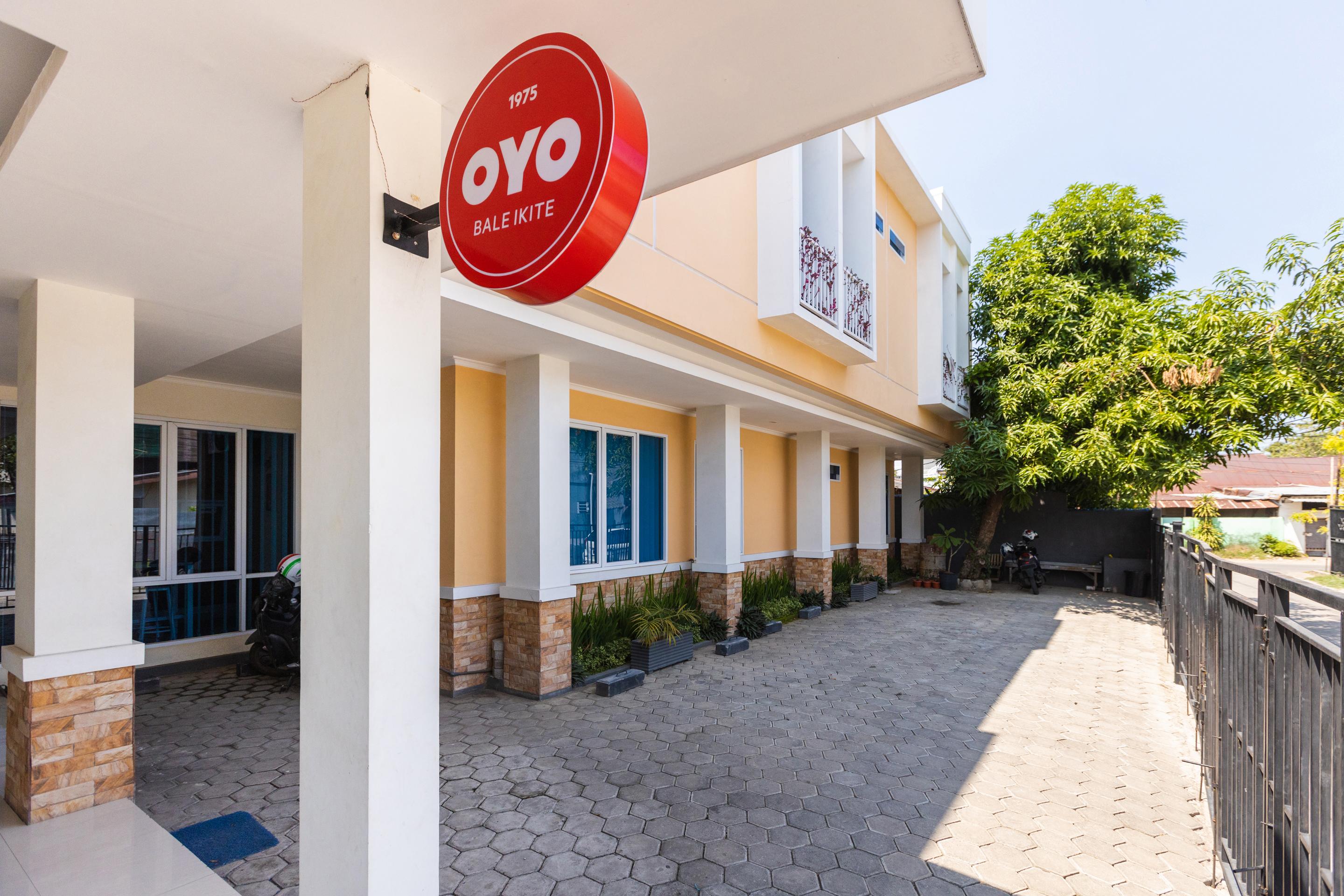 فندق Oyo 1975 Bale Ikite ماكاسار المظهر الخارجي الصورة